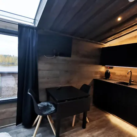 Glass Igloos By The Water - Lasisviitit Laukaa Exterior photo